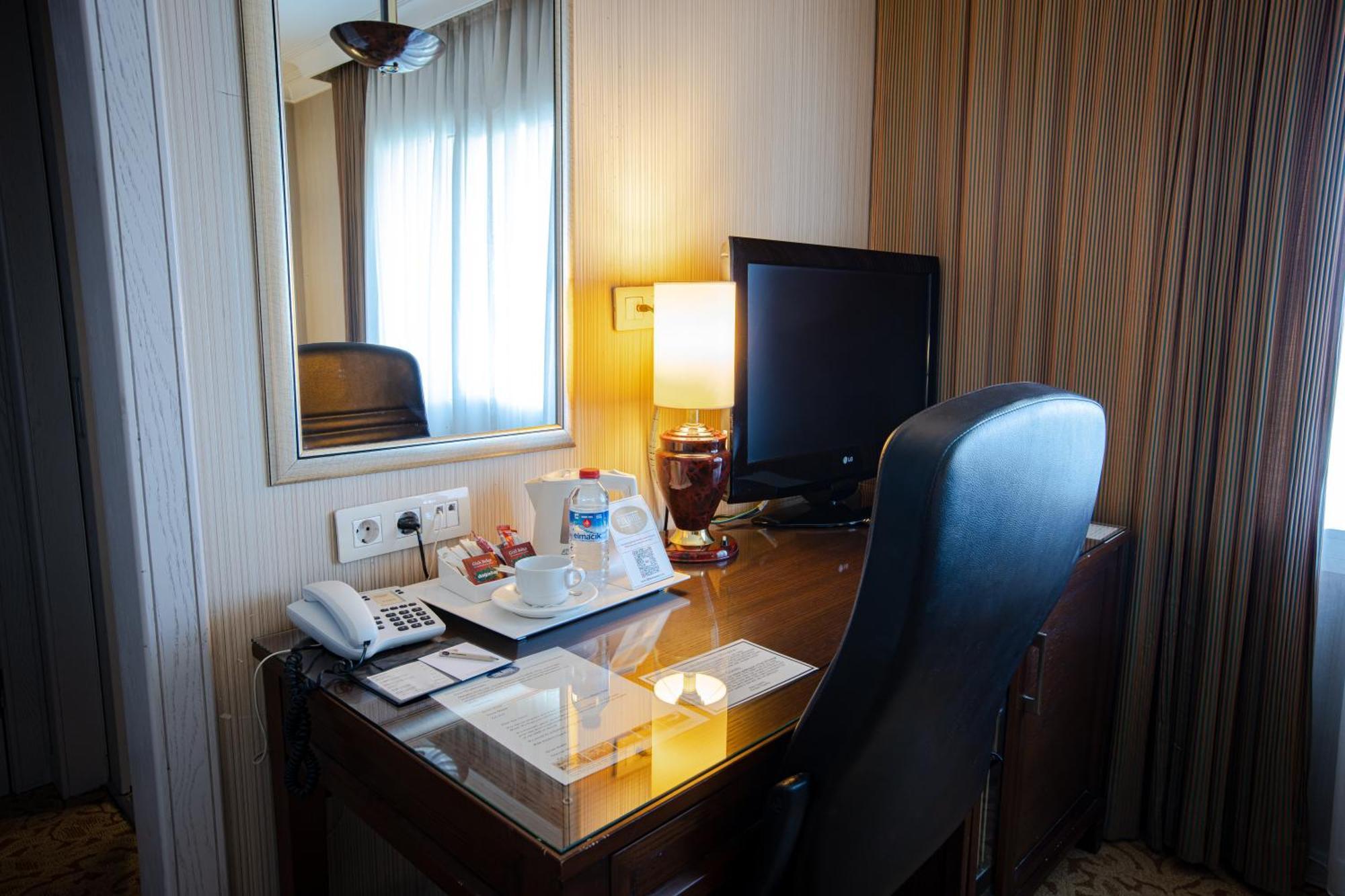 Buyukhanli Park Hotel Ankara Bagian luar foto