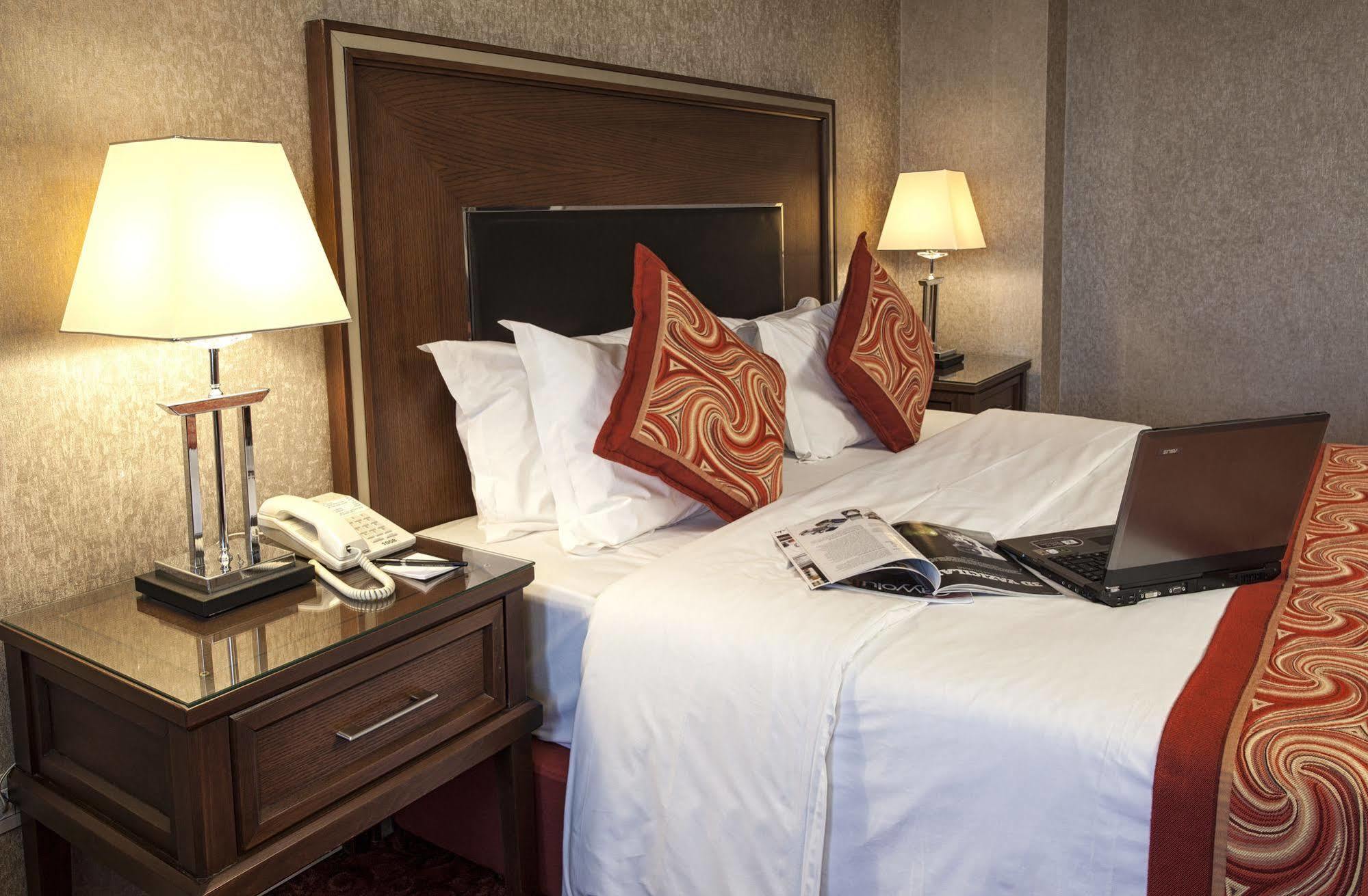 Buyukhanli Park Hotel Ankara Bagian luar foto
